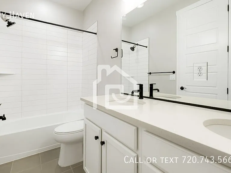 10138 E 62nd Ave — Photo 24