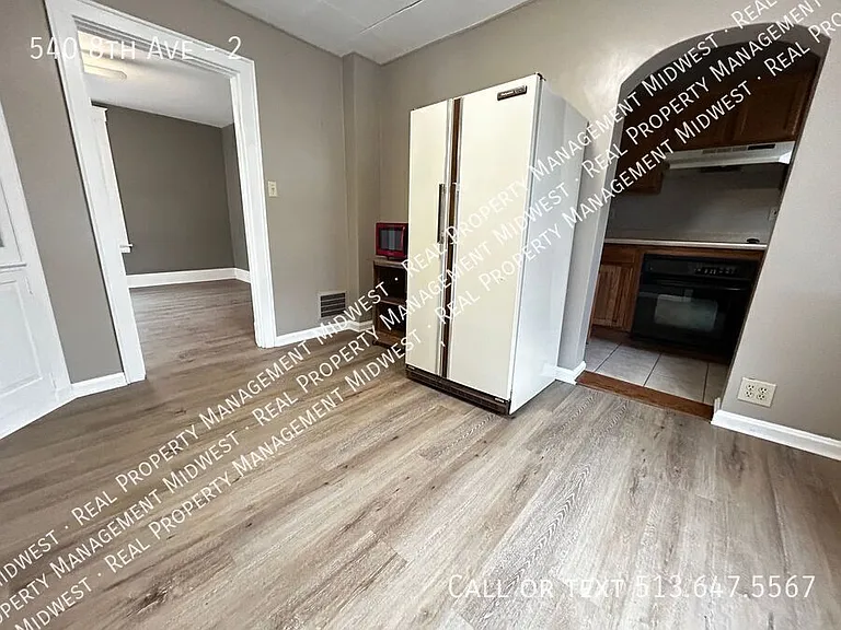 540 8th Ave #2 — Photo 4