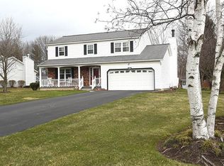88 Gloucester St, Clifton Park, NY 12065