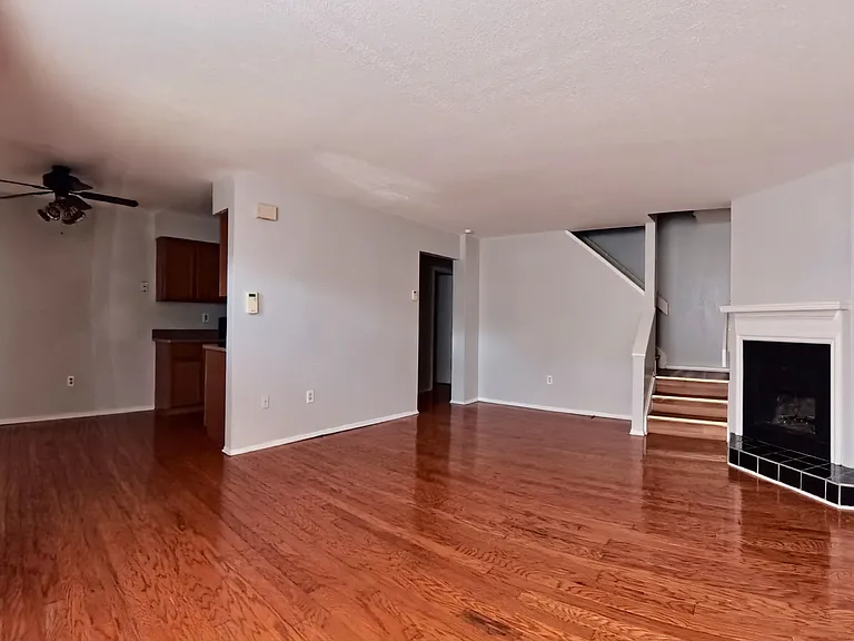 24837 Auburn Ln — Photo 1