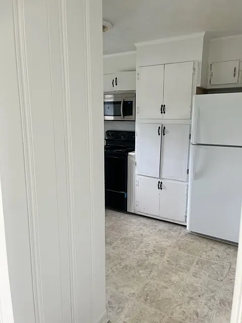1231 Fairview Avenue — Photo 3