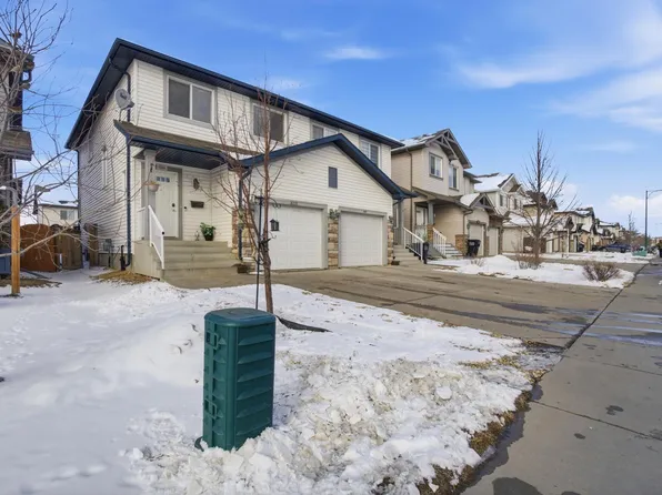 3026 16a Ave NW, Edmonton, AB T6T 0P8