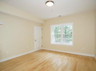 4009 Davis Pl NW APT 201, Washington, DC 20007