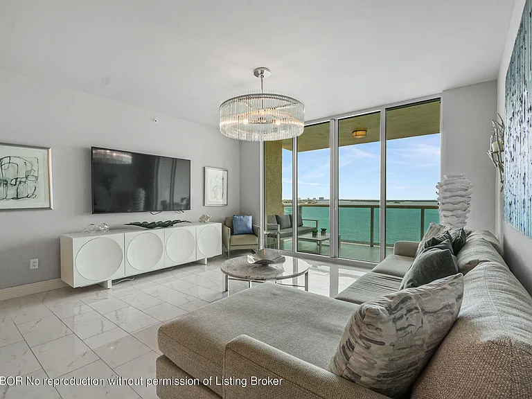 2650 Lake Shore Dr #1203 — Photo 12