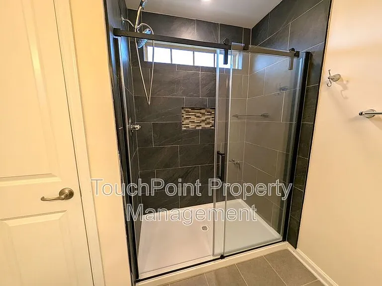 4061 Zilker Park Dr — Photo 15