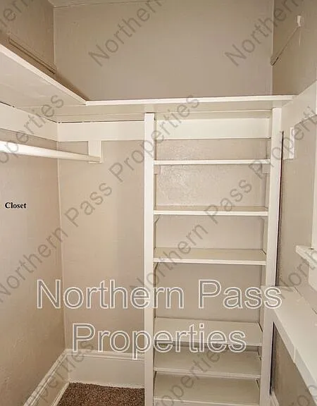 7600 Franklin Dr — Photo 21