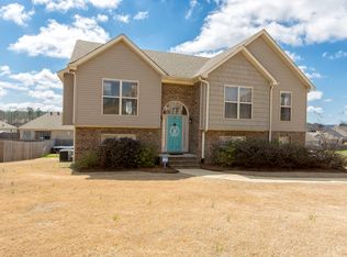 125 Legacy Rdg W, Springville, AL 35146