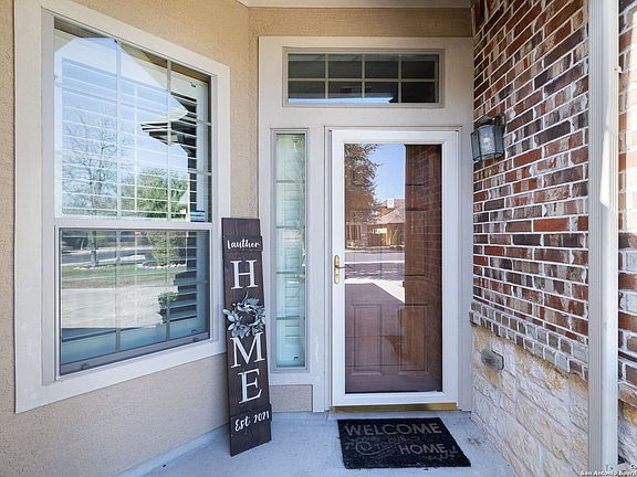 4th image of 2110 Pecan Haven