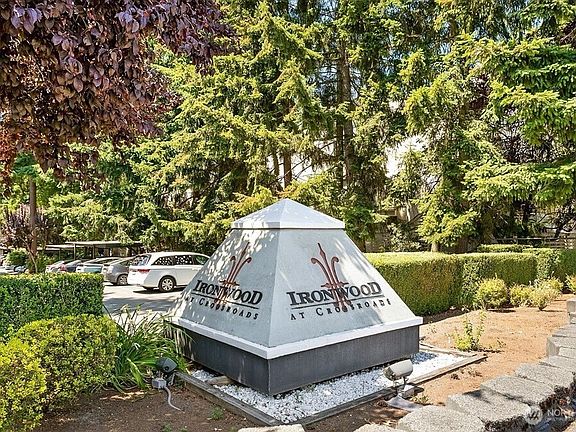 4th image of 1003 156th Avenue NE #A102