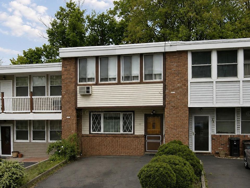 1st image of 28 Overlook Road
