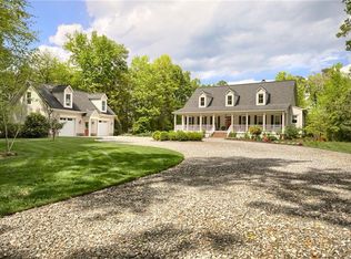 145 Paddys Ct, Port Haywood, VA 23138