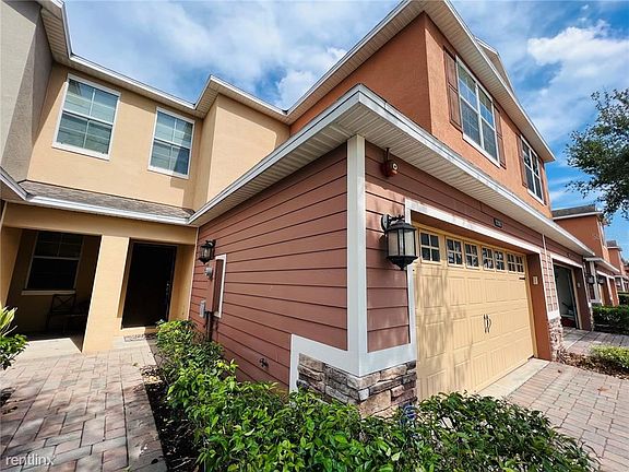 3rd image of 1241 Priory Cir