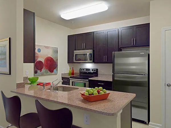 Woodmont Place — Photo 8