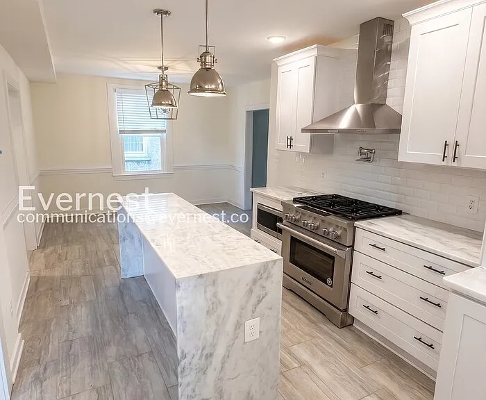 709 Mary Ball St — Photo 7