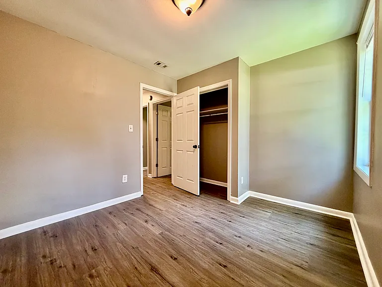1005 Ridgewood Dr — Photo 11