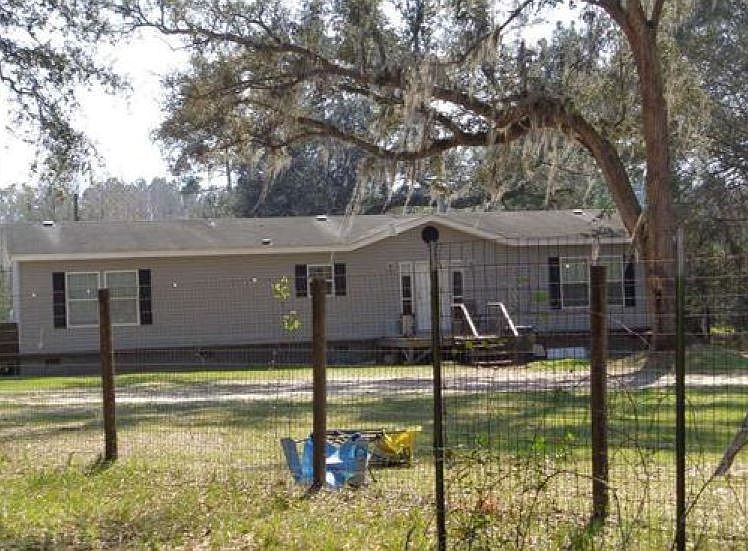 1st image of 4517 Pond Cir