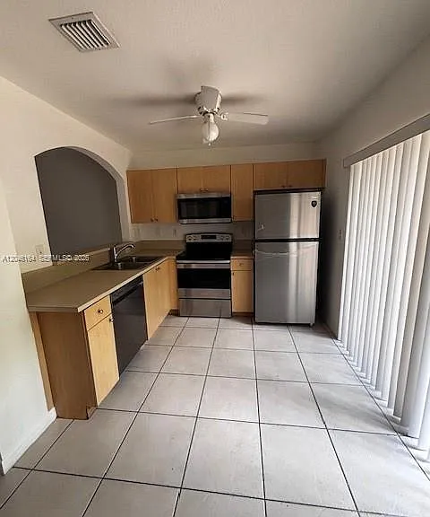 13726 SW 171st Ln — Photo 3
