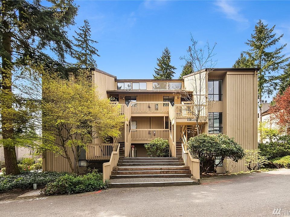 1st image of 10922 NE 34th Pl APT 6