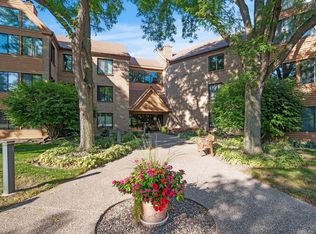 6100 Auto Club Rd APT 209, Bloomington, MN 55438