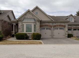 6756 Saint Andrews Cir, Plympton Wyoming, ON