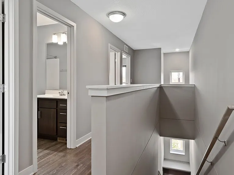 Spectrum Apartments & Townhomes — Photo 112