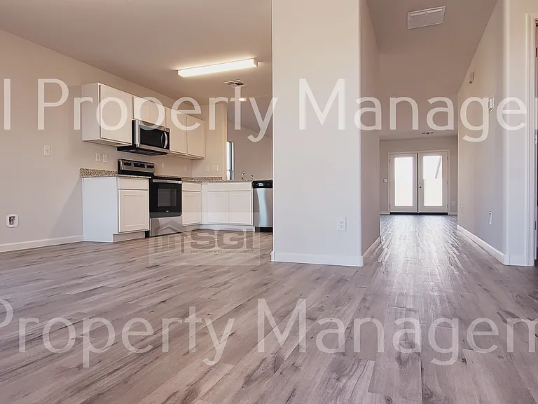 2025 E Velvet Pl — Photo 12