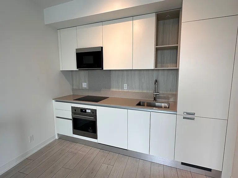 39 Mary St #1206 — Photo 16