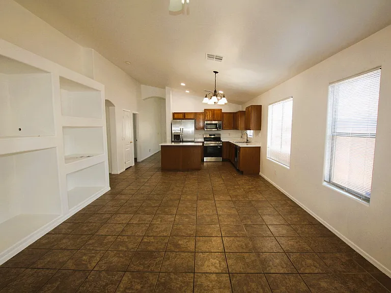 25735 W Elwood St — Photo 15