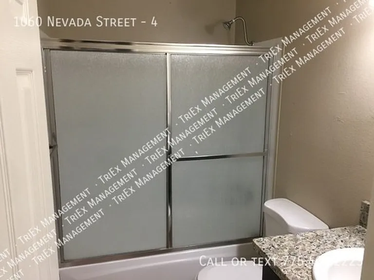 1060 Nevada St — Photo 8