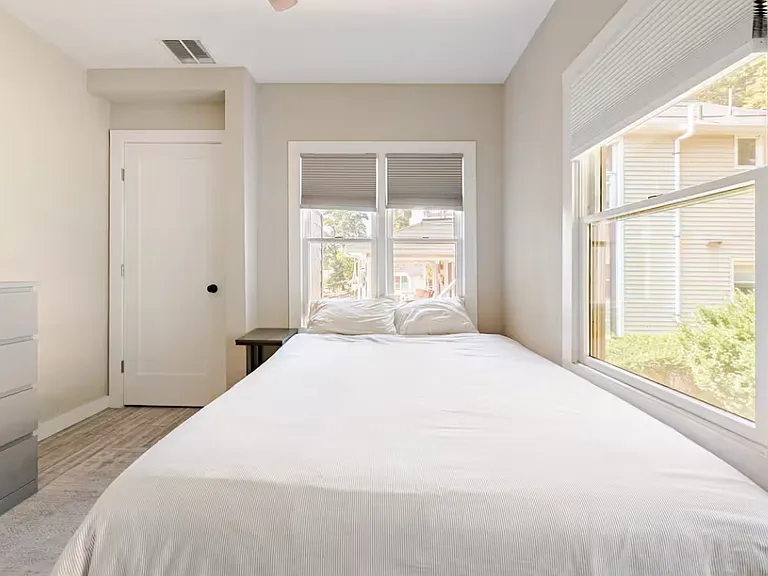 307 Lakeside Blvd — Photo 27