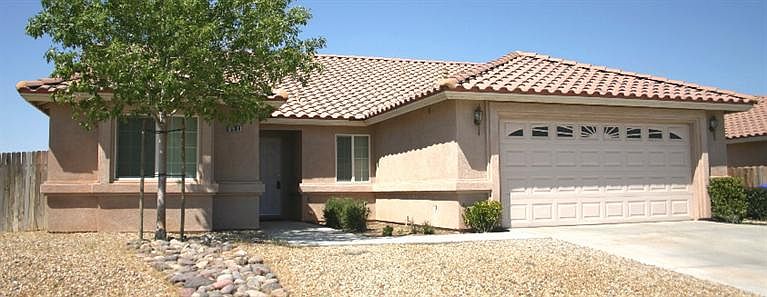 1st image of 16364 Appletree Ln
