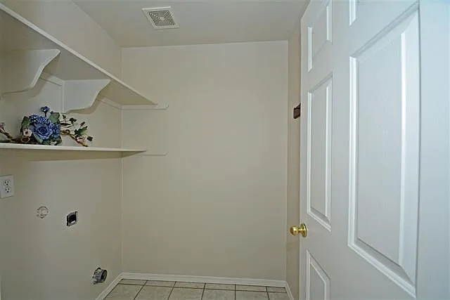 31 N State St — Photo 12