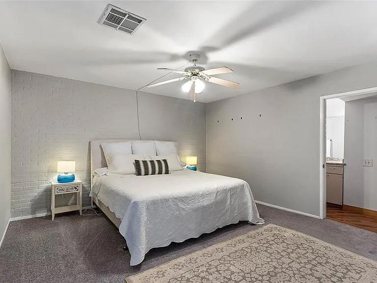 3022 Baldwin St — Photo 11