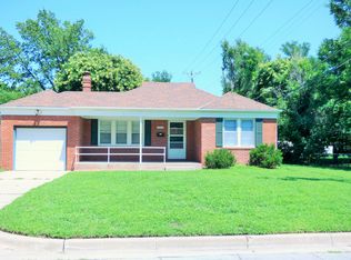 1406 N Athenian Ave, Wichita, KS 67203