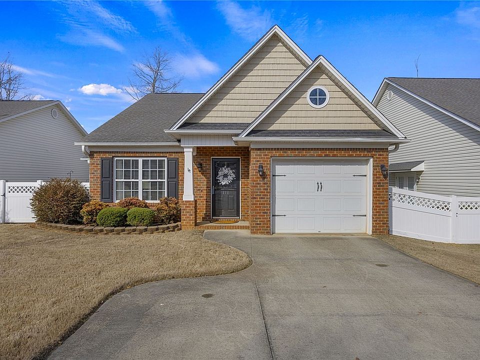 1st image of 111 Abigail Ln