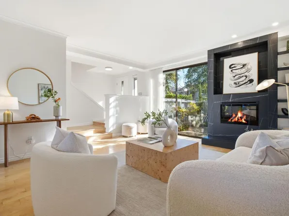 201 Ortega Ave, Mountain View, CA 94040