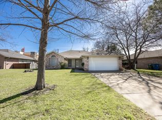 116 Misty View Ln, Roanoke, TX 76262