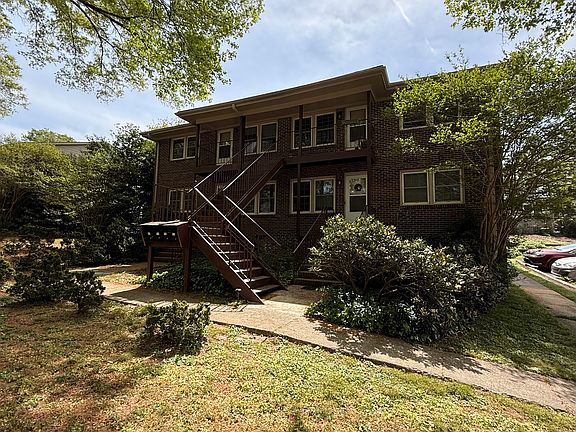 3rd image of 2505 Kilgore Ave