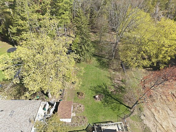 3rd image of 96 Ardagh Rd
