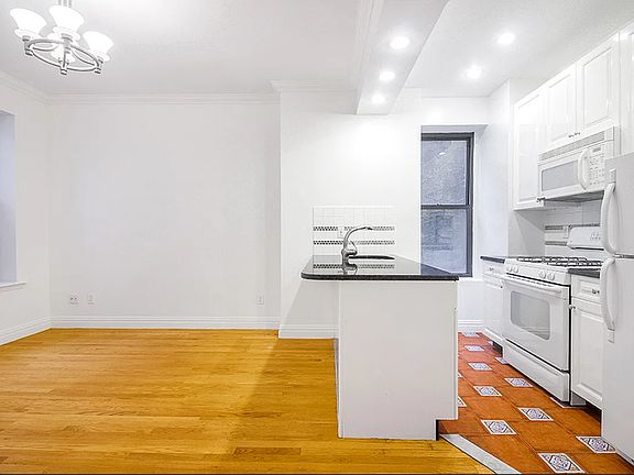 2nd image of 170 E 91st St APT 2R