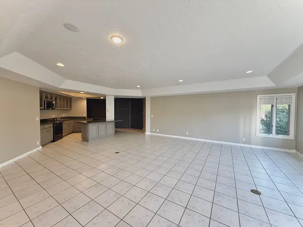 825 N Capitol Blvd, Salt Lake City, UT 84103