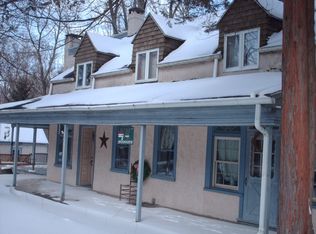 4587 Vera Cruz Rd, Emmaus, PA 18049