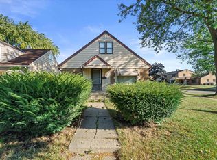 2500 W Morgan Ave, Milwaukee, WI 53221