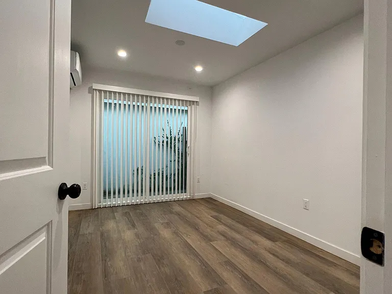 6731 Amigo Ave — Photo 6