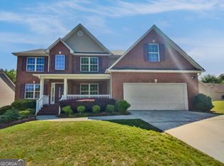 1813 River Shoals Dr NE, Conyers, GA 30012