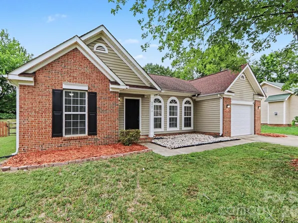 9507 Misty Arbor Way, Charlotte, NC 28269