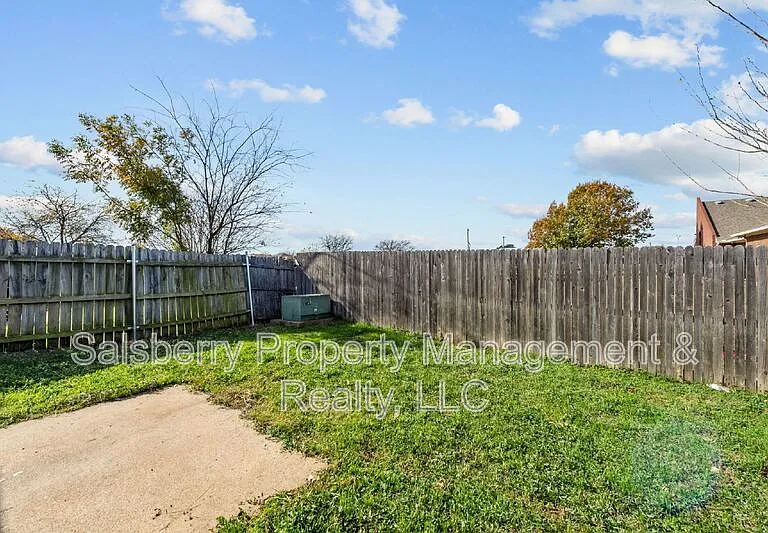 8510 Gatlinburg Dr — Photo 15