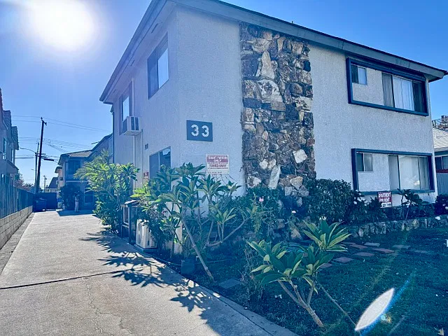 2 bed, 1000 sqft, $2,500 — Photo 2