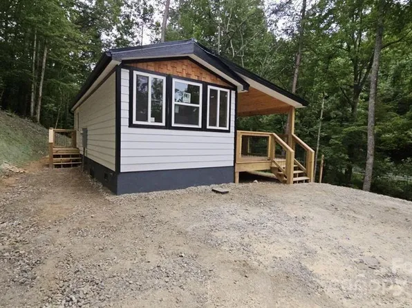 90 Monkey Face Ln, Bryson City, NC 28713