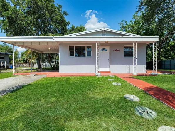 20740 NE 13th Ct, Miami, FL 33179